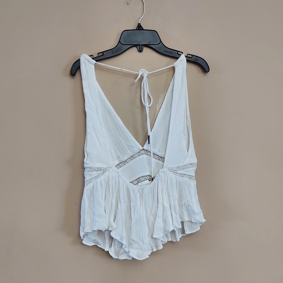 Free People Bohemian white crop tank top with lace accent - Picture 4 of 6